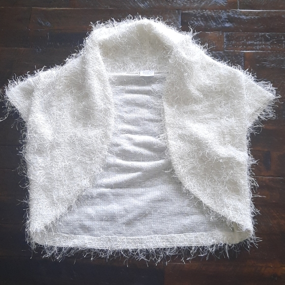 Suzy Shier shrug - Picture 2 of 8